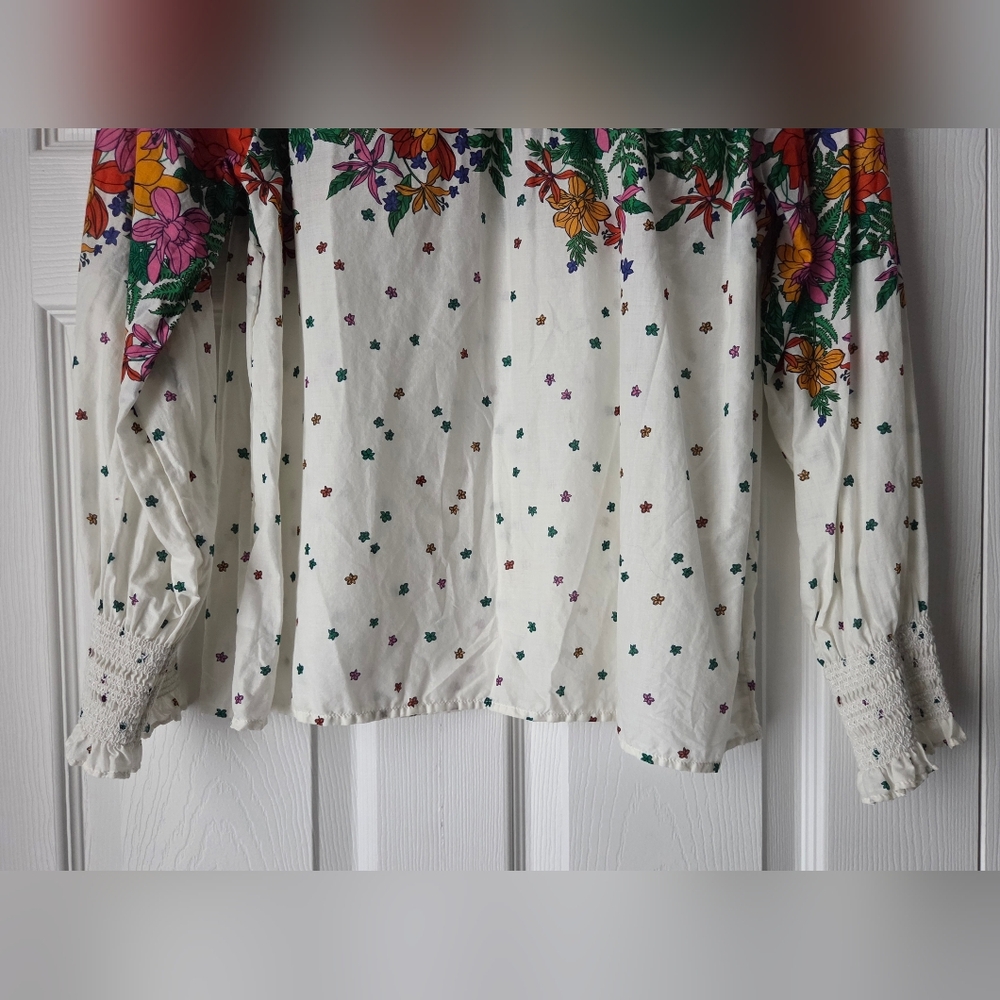 Talbots Blossful Floral Smocked Cuff Blouse Size LP - Picture 10 of 12